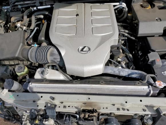 ✅ 2012 Lexus GX 460 Premium • VIN: JTJJM7FX1C5049878 • Lot: 92794615. Wystawiony na Copart z przebiegiem 88 011 mil. Bezpłatny archiwum sprzedaży aukcyjnych z USA i szczegółowy raport historii pojazdu na DreamBid. Zdjęcie 11.