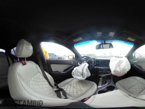 ✅ 2014 Kia Optima SXL Turbo • VIN: 5XXGR4A69EG282658 • Лот: 42345853. Опубликован ранее на IAAI с пробегом 133 483 миль. Бесплатный доступ к архиву аукционных продаж из США и подробный отчёт об истории автомобиля на DreamBid. Изображение 18.