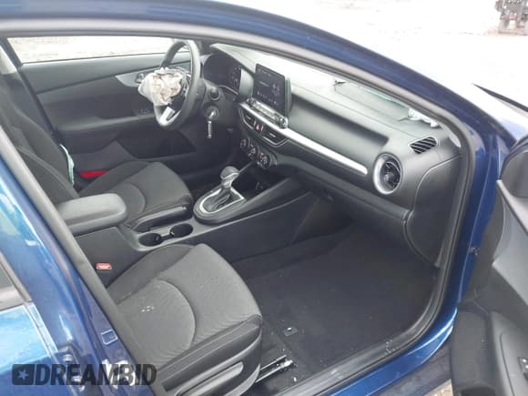 ✅ 2023 Kia Forte LXS • VIN: 3KPF24AD1PE554503 • Lot: 43521838. Listed on IAAI with 15,872 mi. Free auction sales archive from the USA and detailed vehicle history report at DreamBid. Image 5.