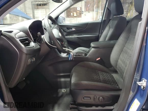 ✅ 2024 Chevrolet Equinox LT • VIN: 3GNAXUEG7RL325636 • Lot: 86074235. Wystawiony na Copart z przebiegiem 8 163 mil. Bezpłatny archiwum sprzedaży aukcyjnych z USA i szczegółowy raport historii pojazdu na DreamBid. Zdjęcie 7.