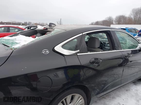 ✅ 2014 Chevrolet Impala LS • VIN: 2G11Y5SL8E9110852 • Lot: 43864461. Listed on IAAI with 204,171 mi. Free auction sales archive from the USA and detailed vehicle history report at DreamBid. Image 6.