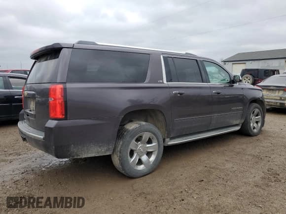 ✅ 2015 Chevrolet Suburban LTZ • VIN: 1GNSKKKC5FR124220 • Lot: 79008244. Wystawiony na Copart z przebiegiem 245 115 mil. Bezpłatny archiwum sprzedaży aukcyjnych z USA i szczegółowy raport historii pojazdu na DreamBid. Zdjęcie 3.