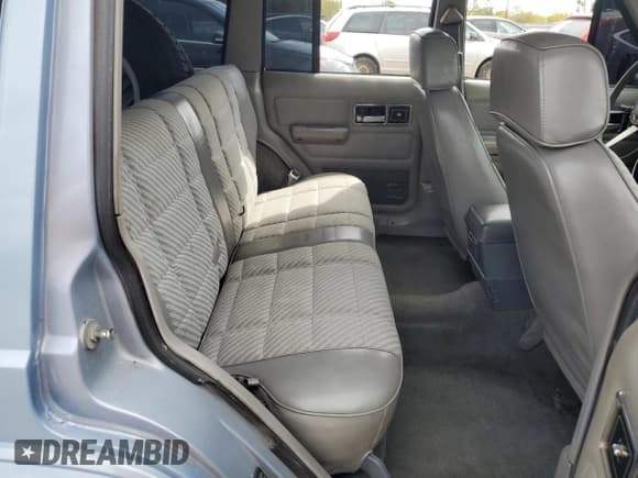 ✅ 1988 Jeep Cherokee • VIN: 1JCMT782XJT081448 • Lot: 51341915. Listed on Copart with 178,057 mi. Free auction sales archive from the USA and detailed vehicle history report at DreamBid. Image 10.