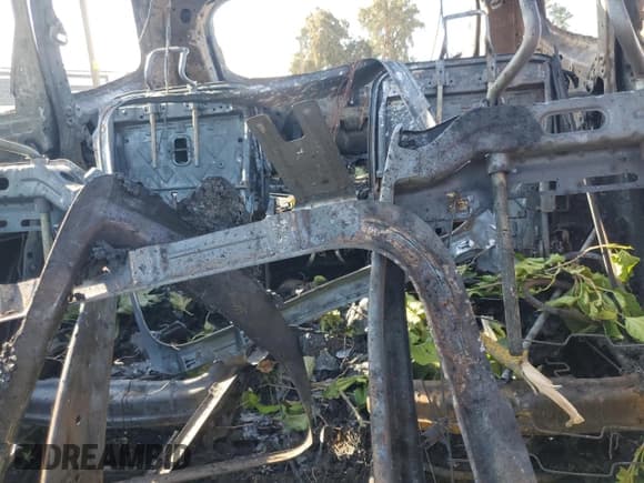 ✅ 2025 Kia Telluride SX-Prestige X-Line • VIN: 5XYP5DGC6SG673248 • Lot: 71287865. Wystawiony na Copart z przebiegiem Nie podano. Bezpłatny archiwum sprzedaży aukcyjnych z USA i szczegółowy raport historii pojazdu na DreamBid. Zdjęcie 10.