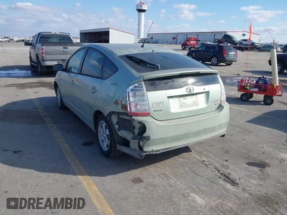 ✅ 2006 Toyota Prius • VIN: JTDKB20U167525585 • Lot: 41680223. Listed on IAAI with 324,041 mi. Free auction sales archive from the USA and detailed vehicle history report at DreamBid. Image 6.