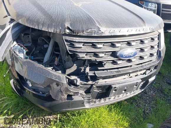 ✅ 2017 Ford Explorer XLT • VIN: 1FM5K7DHXHGD99667 • Lot: 43282143. Listed on IAAI with 75,801 mi. Free auction sales archive from the USA and detailed vehicle history report at DreamBid. Image 13.