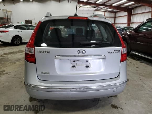 ✅ 2011 Hyundai Elantra SE • VIN: KMHDC8AE1BU096567 • Lot: 86274065. Listed on Copart with 63,156 mi. Free auction sales archive from the USA and detailed vehicle history report at DreamBid. Image 6.
