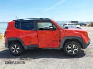 ✅ 2021 Jeep Renegade Trailhawk • VIN: ZACNJDC1XMPN31492 • Lot: 42720380. Listed on IAAI with 35,821 mi. Free auction sales archive from the USA and detailed vehicle history report at DreamBid. Image 14.