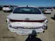 2021 Hyundai Elantra SEL z VIN 5NPLM4AG9MH001564, wystawiony jako Copart lot #90516475 z przebiegiem 43 660 mil mil oraz Szkoda całkowita • Salvage title. Historia ofert i sprzedaży dostępna na DreamBid. Obrazek 6.