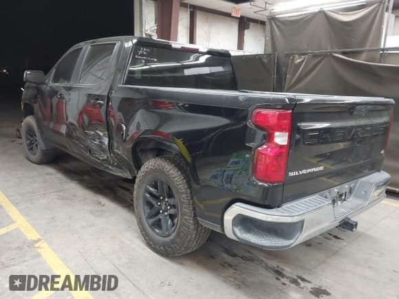 ✅ 2019 Chevrolet Silverado 1500 LT • VIN: 3GCPWCEK2KG208291 • Lot: 41629849. Wystawiony na IAAI z przebiegiem 68 332 mil. Bezpłatny archiwum sprzedaży aukcyjnych z USA i szczegółowy raport historii pojazdu na DreamBid. Zdjęcie 3.