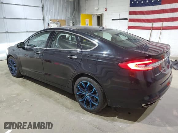 ✅ 2017 Ford Fusion SE • VIN: 3FA6P0T97HR331711 • Lot: 70916375. Listed on Copart with 100,027 mi. Free auction sales archive from the USA and detailed vehicle history report at DreamBid. Image 2.
