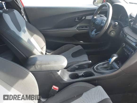 2019 Hyundai Veloster Premium with VIN KMHTG6AF4KU016305, listed as a IAAI auction lot 41016439 with 80,676 mi miles and . Bid and sale history available at DreamBid. Image 5.