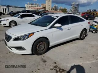 ✅ 2017 Hyundai Sonata SE • VIN: 5NPE24AF6HH571002 • Лот: 70598422. Опубликован ранее на Copart с пробегом Не указан. Бесплатный доступ к архиву аукционных продаж из США и подробный отчёт об истории автомобиля на DreamBid. Изображение 1.