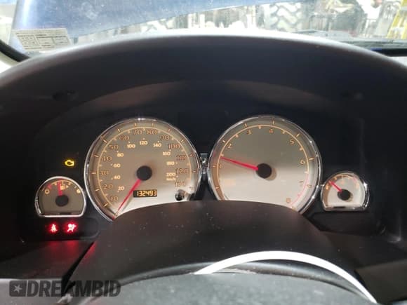 ✅ 2007 Saturn VUE I4 • VIN: 5GZCZ33D07S880195 • Lot: 88253945. Wystawiony na Copart z przebiegiem 132 493 mil. Bezpłatny archiwum sprzedaży aukcyjnych z USA i szczegółowy raport historii pojazdu na DreamBid. Zdjęcie 9.