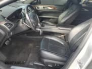 ✅ 2019 Lincoln MKZ Hybrid Reserve I • VIN: 3LN6L5LU1KR627477 • Лот: 64817175. Опубликован ранее на Copart с пробегом 150 863 миль. Бесплатный доступ к архиву аукционных продаж из США и подробный отчёт об истории автомобиля на DreamBid. Изображение 7.