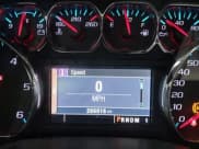 ✅ 2015 Chevrolet Silverado 2500HD LT • VIN: 1GC1KVEGXFF133842 • Lot: 41572202. Wystawiony na IAAI z przebiegiem 266 016 mil. Bezpłatny archiwum sprzedaży aukcyjnych z USA i szczegółowy raport historii pojazdu na DreamBid. Zdjęcie 7.