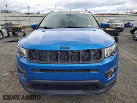 ✅ 2021 Jeep Compass Latitude • VIN: 3C4NJDBB3MT586128 • Lot: 87276655. Listed on Copart with 95,492 mi. Free auction sales archive from the USA and detailed vehicle history report at DreamBid. Image 5.
