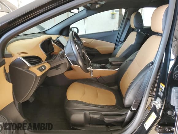 ✅ 2018 Chevrolet Volt Premier • VIN: 1G1RB6S59JU156196 • Lot: 47729034. Wystawiony na Copart z przebiegiem 67 002 mil. Bezpłatny archiwum sprzedaży aukcyjnych z USA i szczegółowy raport historii pojazdu na DreamBid. Zdjęcie 7.