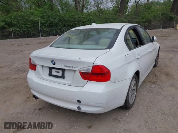 ✅ 2007 BMW 3 Series 328xi • VIN: WBAVC93527KX59592 • Lot: 42138531. Listed on IAAI with 139,933 mi. Free auction sales archive from the USA and detailed vehicle history report at DreamBid. Image 4.