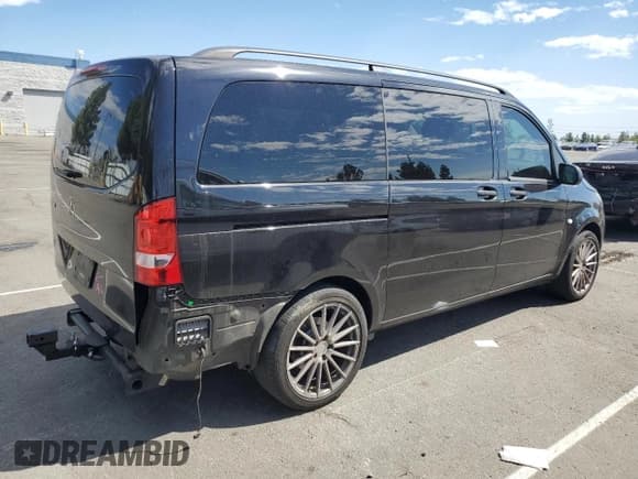 ✅ 2017 Mercedes-Benz Metris Passenger Worker • VIN: WD4PG2EE5H3227906 • Лот: 81686385. Опубликован ранее на Copart с пробегом 88 422 миль. Бесплатный доступ к архиву аукционных продаж из США и подробный отчёт об истории автомобиля на DreamBid. Изображение 3.