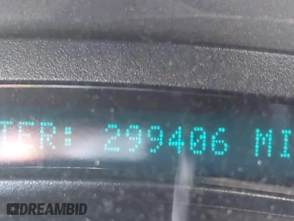 ✅ 2006 Chevrolet Silverado 2500HD LT3 • VIN: 1GCHK23D96F257428 • Лот: 42564305. Опубликован ранее на IAAI с пробегом 299 406 миль. Бесплатный доступ к архиву аукционных продаж из США и подробный отчёт об истории автомобиля на DreamBid. Изображение 15.