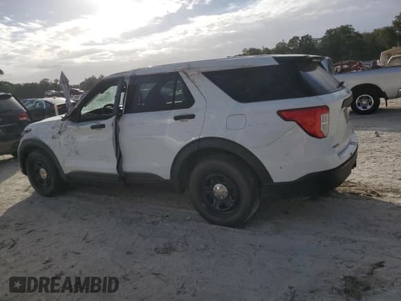 ✅ 2020 Ford Police Interceptor Utility • VIN: 1FM5K8AB1LGD18814 • Лот: 79466084. Опубликован ранее на Copart с пробегом Не указан. Бесплатный доступ к архиву аукционных продаж из США и подробный отчёт об истории автомобиля на DreamBid. Изображение 2.
