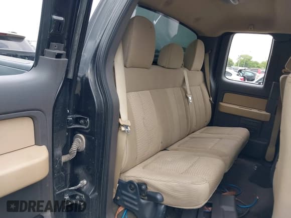 ✅ 2012 Ford F-150 XL • VIN: 1FTEX1CM4CFA35356 • Lot: 39184362. Listed on IAAI with 126,228 mi. Free auction sales archive from the USA and detailed vehicle history report at DreamBid. Image 8.