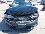 ✅ 2016 Volkswagen Jetta Sport • VIN: 3VWD17AJ1GM241956 • Lot: 42002734. Wystawiony na IAAI z przebiegiem 52 730 mil. Bezpłatny archiwum sprzedaży aukcyjnych z USA i szczegółowy raport historii pojazdu na DreamBid. Zdjęcie 6.