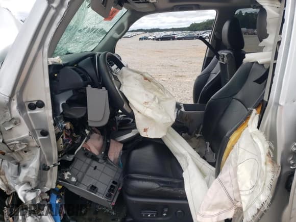 ✅ 2013 Toyota 4Runner SR5 • VIN: JTEZU5JR7D5062229 • Lot: 90334205. Listed on Copart with Not provided. Free auction sales archive from the USA and detailed vehicle history report at DreamBid. Image 7.