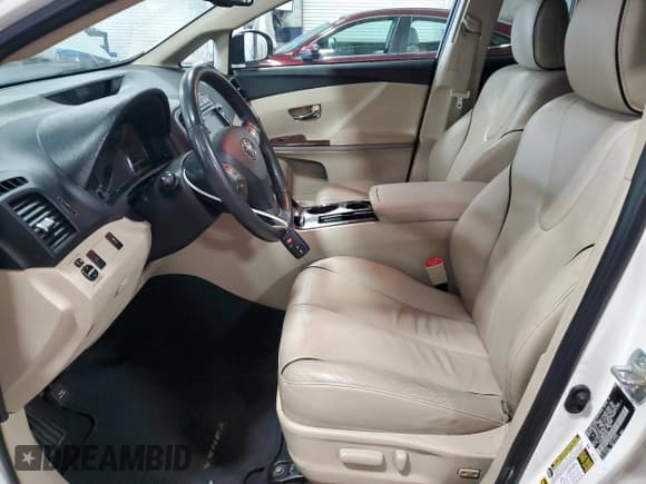 ✅ 2010 Toyota Venza • VIN: 4T3BA3BB9AU010402 • Lot: 69680235. Wystawiony na Copart z przebiegiem 93 196 mil. Bezpłatny archiwum sprzedaży aukcyjnych z USA i szczegółowy raport historii pojazdu na DreamBid. Zdjęcie 7.