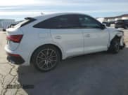 ✅ 2023 Audi SQ5 Sportback Premium Plus • VIN: WA124AFY3P2032515 • Лот: 84814574. Опубликован ранее на Copart с пробегом 17 901 миль. Бесплатный доступ к архиву аукционных продаж из США и подробный отчёт об истории автомобиля на DreamBid. Изображение 3.