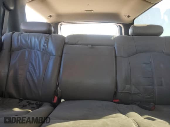 2002 Chevrolet Suburban LT with VIN 1GNEC16ZX2J136066, listed as a Copart auction lot 81704214 with Not provided miles and Salvage title. Bid and sale history available at DreamBid. Image 10.