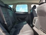 ✅ 2012 Volkswagen Touareg Lux • VIN: WVGEF9BP6CD006266 • Lot: 86142465. Listed on Copart with 139,871 mi. Free auction sales archive from the USA and detailed vehicle history report at DreamBid. Image 11.