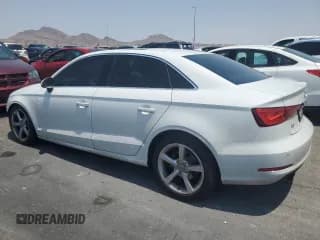 ✅ 2015 Audi A3 Premium • VIN: WAUACGFF5F1056001 • Lot: 64595175. Wystawiony na Copart z przebiegiem 118 035 mil. Bezpłatny archiwum sprzedaży aukcyjnych z USA i szczegółowy raport historii pojazdu na DreamBid. Zdjęcie 2.