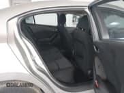 ✅ 2014 Mazda 3 i Sport • VIN: JM1BM1U71E1135001 • Lot: 43135170. Wystawiony na IAAI z przebiegiem 118 175 mil. Bezpłatny archiwum sprzedaży aukcyjnych z USA i szczegółowy raport historii pojazdu na DreamBid. Zdjęcie 8.