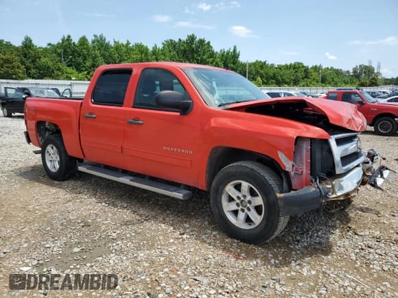 ✅ 2010 Chevrolet Silverado 1500 LT • VIN: 3GCRKSE38AG258988 • Lot: 57609854. Listed on Copart with 170,074 mi. Free auction sales archive from the USA and detailed vehicle history report at DreamBid. Image 4.