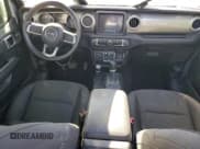 ✅ 2018 Jeep Wrangler Unlimited Sahara • VIN: 1C4HJXEN7JW222045 • Lot: 86149685. Wystawiony na Copart z przebiegiem 111 072 mil. Bezpłatny archiwum sprzedaży aukcyjnych z USA i szczegółowy raport historii pojazdu na DreamBid. Zdjęcie 8.