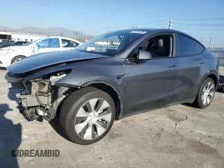 ✅ 2022 Tesla Model Y Long Range • VIN: 7SAYGDEE0NF534315 • Lot: 87289405. Wystawiony na Copart z przebiegiem 46 837 mil. Bezpłatny archiwum sprzedaży aukcyjnych z USA i szczegółowy raport historii pojazdu na DreamBid. Zdjęcie 1.