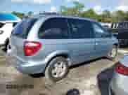 2005 Dodge Caravan SXT с VIN 1D4GP45R85B380101, выставлен на аукционе Copart как лот 77202344 с пробегом 185 107 миль миль и Списание • Salvage title. История ставок и продаж доступна на DreamBid. Изображение 3.