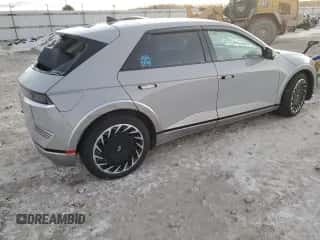 ✅ 2022 Hyundai Ioniq 5 Limited • VIN: KM8KRDAF2NU066408 • Lot: 82899454. Wystawiony na Copart z przebiegiem 28 818 mil mil. Skorzystaj z bezpłatnego archiwum sprzedaży aukcyjnych z USA i zobacz szczegółowy raport historii pojazdu na DreamBid. Zdjęcie 3.