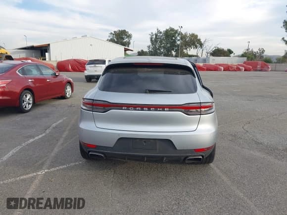 ✅ 2020 Porsche Macan • VIN: WP1AA2A57LLB03649 • Lot: 43001953. Wystawiony na IAAI z przebiegiem 74 528 mil. Bezpłatny archiwum sprzedaży aukcyjnych z USA i szczegółowy raport historii pojazdu na DreamBid. Zdjęcie 16.