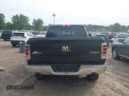 ✅ 2018 Ram 1500 Big Horn • VIN: 1C6RR7LT8JS158725 • Lot: 43053175. Wystawiony na IAAI z przebiegiem 77 773 mil. Bezpłatny archiwum sprzedaży aukcyjnych z USA i szczegółowy raport historii pojazdu na DreamBid. Zdjęcie 16.