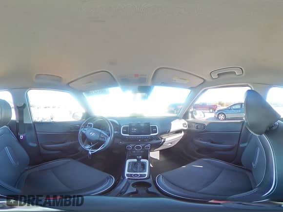 ✅ 2022 Hyundai Venue SEL • VIN: KMHRC8A33NU199692 • Lot: 89556155. Wystawiony na Copart z przebiegiem 66 976 mil. Bezpłatny archiwum sprzedaży aukcyjnych z USA i szczegółowy raport historii pojazdu na DreamBid. Zdjęcie 16.