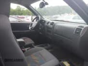 ✅ 2004 Chevrolet Colorado LS Z71 • VIN: 1GCDT196148107412 • Lot: 42521955. Wystawiony na IAAI z przebiegiem 280 000 mil. Bezpłatny archiwum sprzedaży aukcyjnych z USA i szczegółowy raport historii pojazdu na DreamBid. Zdjęcie 5.