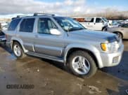 ✅ 2003 Infiniti QX4 Luxury • VIN: JNRDR09Y03W306097 • Lot: 82158604. Wystawiony na Copart z przebiegiem 63 474 mil. Bezpłatny archiwum sprzedaży aukcyjnych z USA i szczegółowy raport historii pojazdu na DreamBid. Zdjęcie 4.