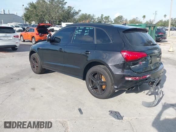 ✅ 2015 Audi SQ5 Premium Plus • VIN: WA1CGAFP3FA117264 • Лот: 40789385. Опубликован ранее на IAAI с пробегом 155 857 миль. Бесплатный доступ к архиву аукционных продаж из США и подробный отчёт об истории автомобиля на DreamBid. Изображение 3.