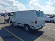 ✅ 1994 Chevrolet Chevy Van • VIN: 1GCEG25H7RF100277 • Лот: 43242872. Опубликован ранее на IAAI с пробегом 144 592 миль. Бесплатный доступ к архиву аукционных продаж из США и подробный отчёт об истории автомобиля на DreamBid. Изображение 3.