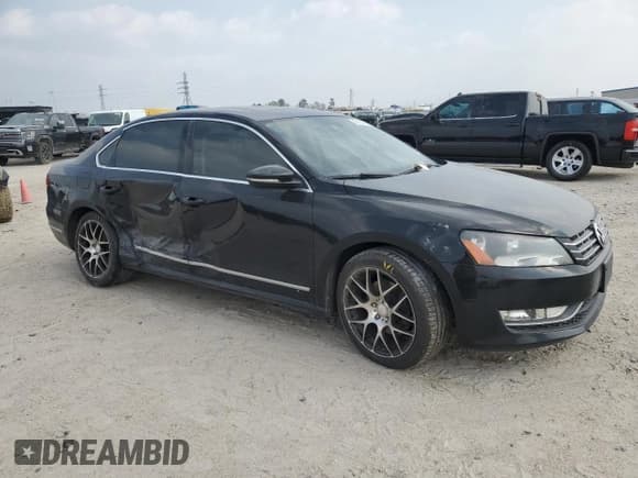 ✅ 2012 Volkswagen Passat SEL Premium • VIN: 1VWCM7A32CC089086 • Lot: 49155175. Wystawiony na Copart z przebiegiem 121 040 mil. Bezpłatny archiwum sprzedaży aukcyjnych z USA i szczegółowy raport historii pojazdu na DreamBid. Zdjęcie 4.