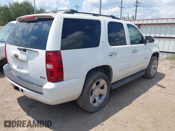 ✅ 2007 Chevrolet Tahoe LT • VIN: 1GNFC13017R340760 • Lot: 42937164. Listed on IAAI with 194,920 mi. Free auction sales archive from the USA and detailed vehicle history report at DreamBid. Image 4.