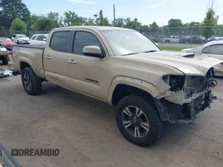 ✅ 2017 Toyota Tacoma SR5 • VIN: 5TFDZ5BN7HX024795 • Lot: 42758694. Listed on IAAI with 114,428 mi. Free auction sales archive from the USA and detailed vehicle history report at DreamBid. Image 1.